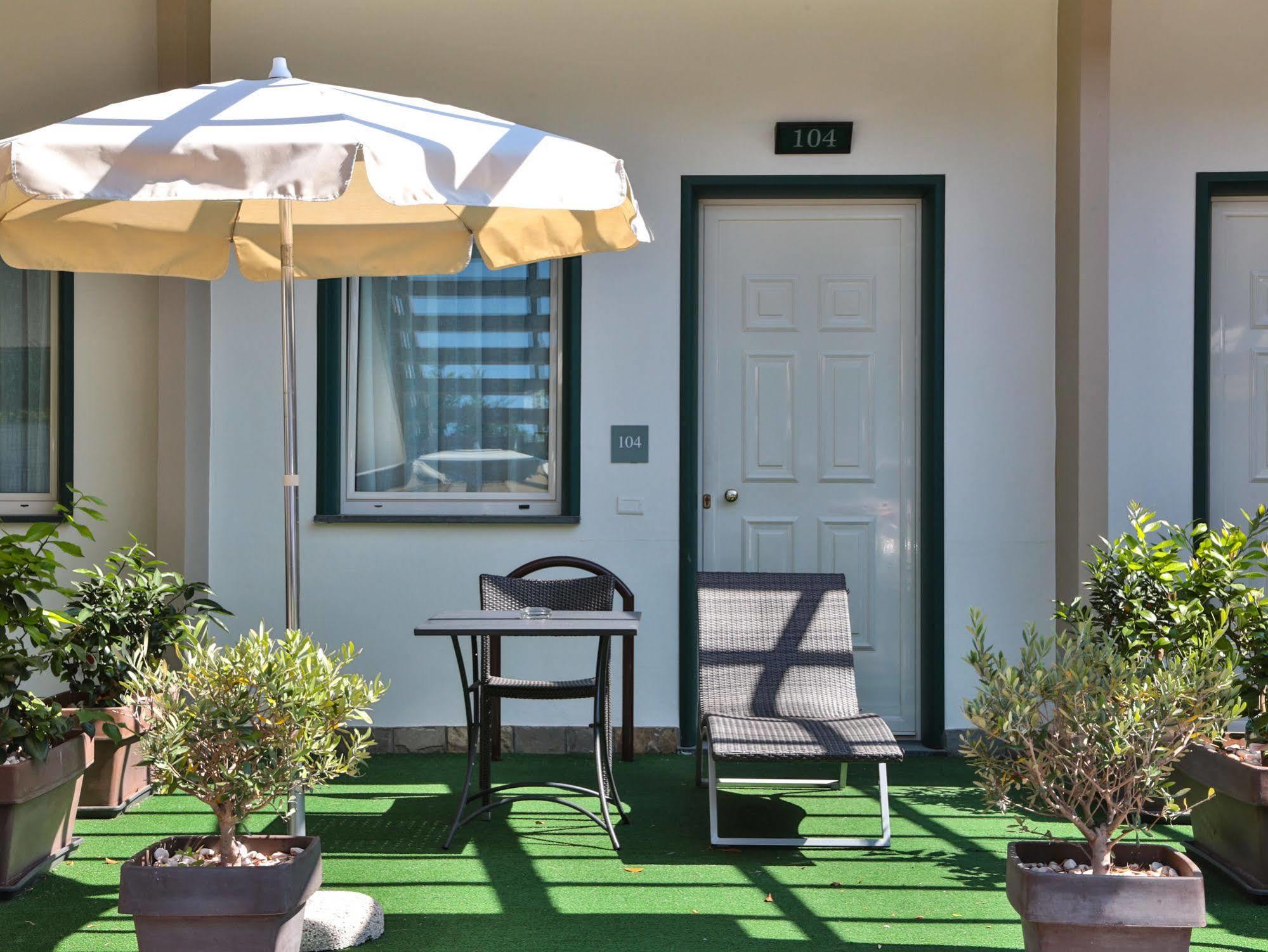 Best Western Hotel Anthurium Santo Stefano al Mare Bagian luar foto
